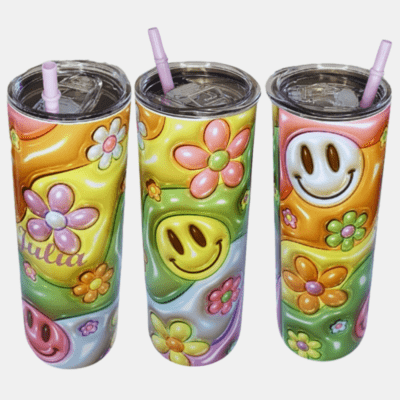 Bedrukte Tumbler 20 oz met vrolijke Smiley design, met transparante deksel en rietje