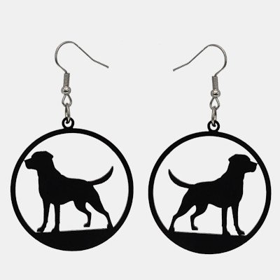 Oorbellen gelaserd uit plexiglas in de vorm van een Labrador.