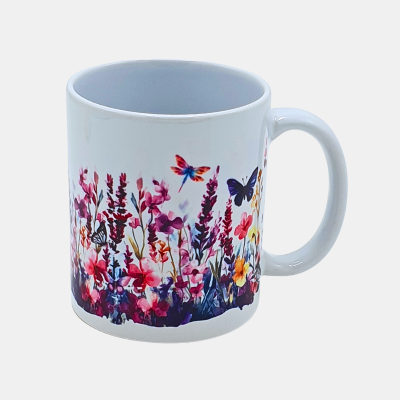 Bedrukte keramische mok met unieke print van een bloemen rand met vlinder, 330 ml, sublimatie
